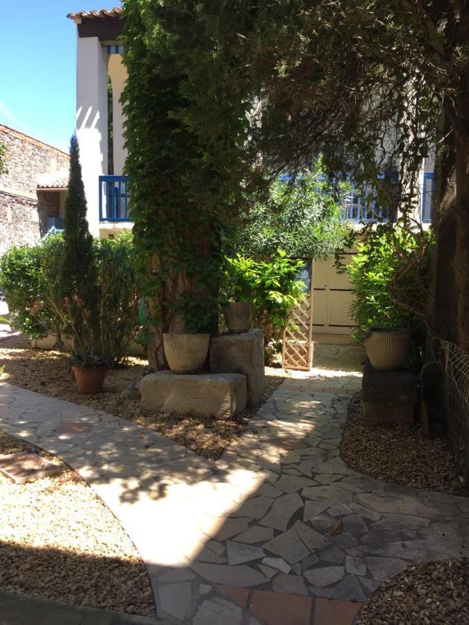 مارسيلان Appartement Cosy Dans Residence Sur Le Port De Marseillan المظهر الخارجي الصورة